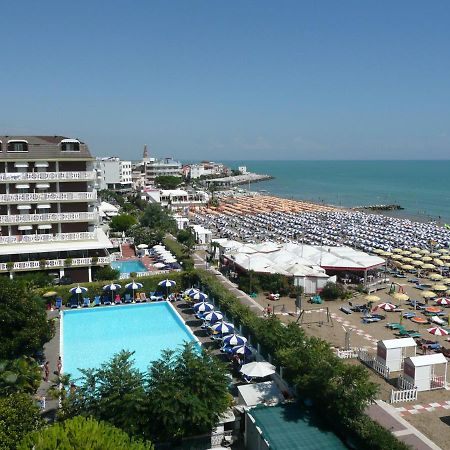 Hotel Imperial Caorle Zewnętrze zdjęcie