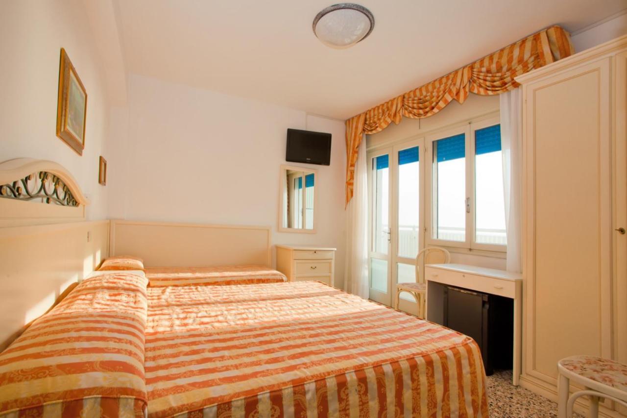 Hotel Imperial Caorle Zewnętrze zdjęcie